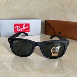 Ray-Ban Polarized Sunglasses 2140 Black.
